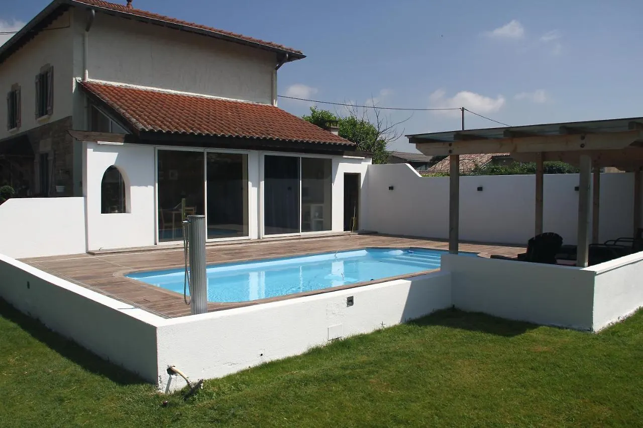 Le Grenier Apartment Savas-Mepin France