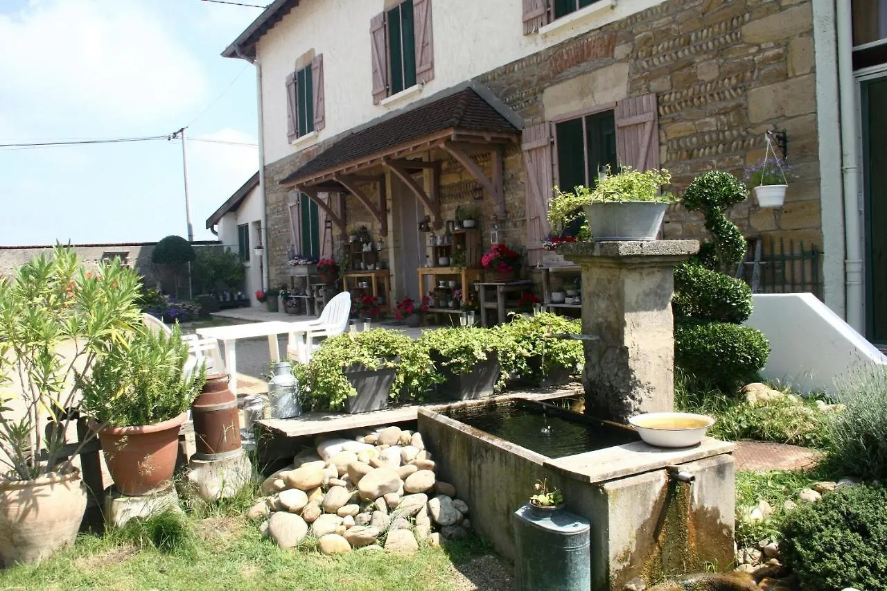 Le Grenier Apartment Savas-Mepin 0*,  France