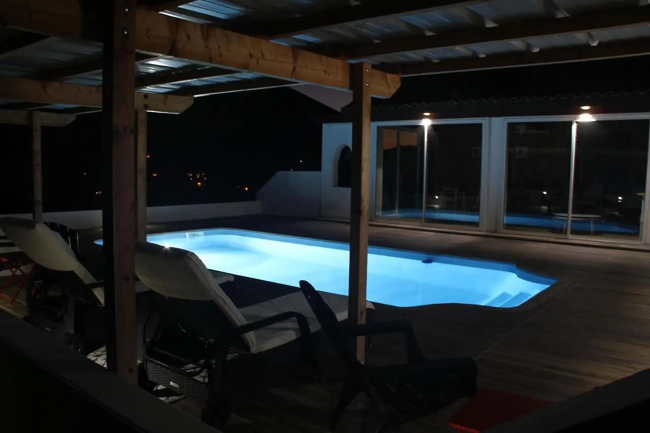 Le Grenier Apartment Savas-Mepin 0*,
