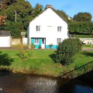 https://rainbow-river-cottage-merillac.inbrittany.com